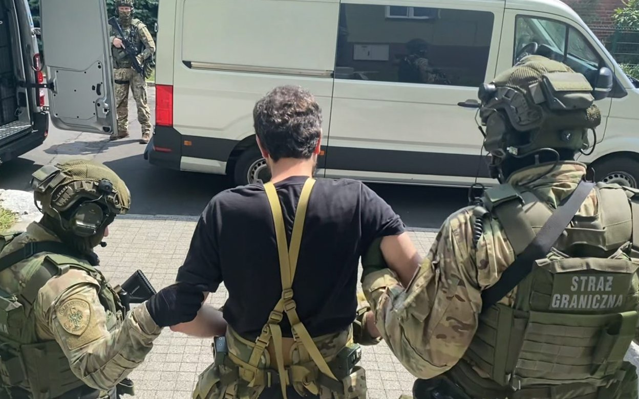 Proper treatment of human traffickers, as demonstrated by the Polish Border Guard